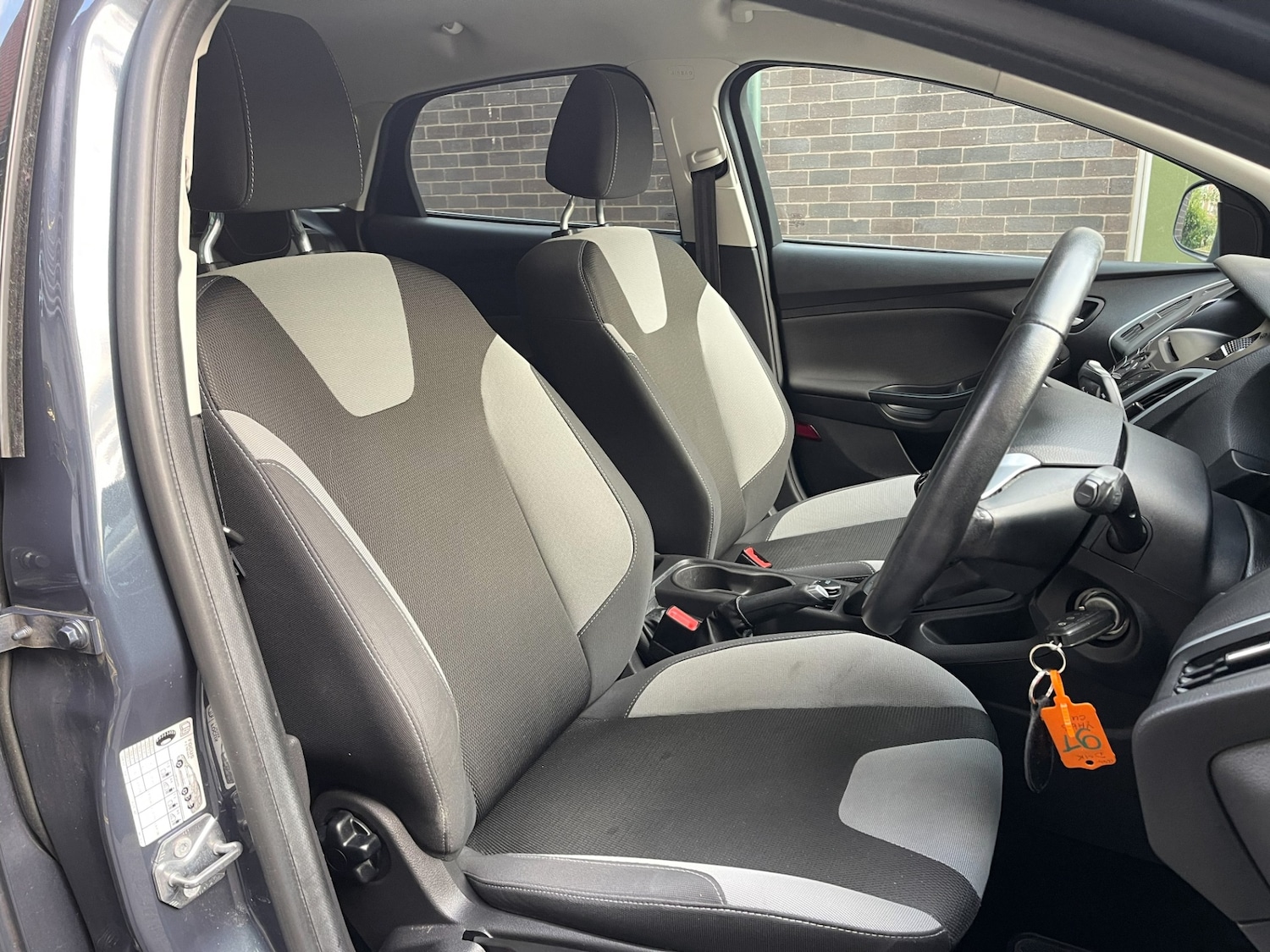 Used Ford Focus 2014 for sale - 76018581: Photo 3