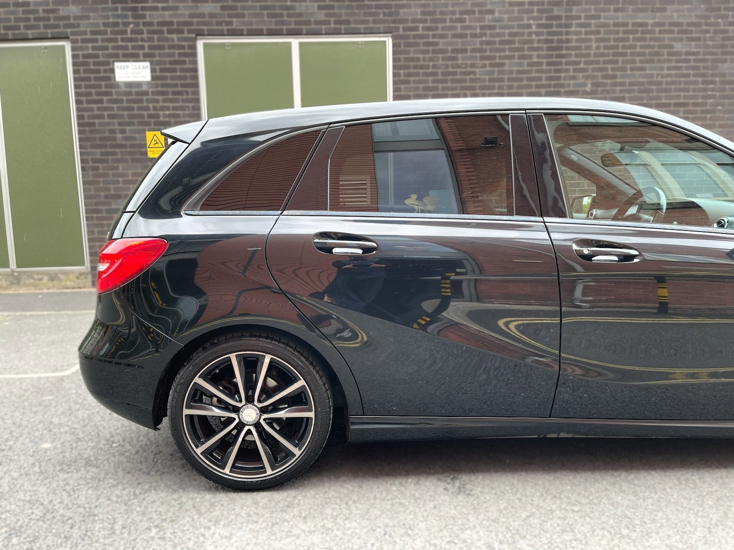 Used Mercedes-Benz B Class 2012 for sale - 76605848: Photo 14