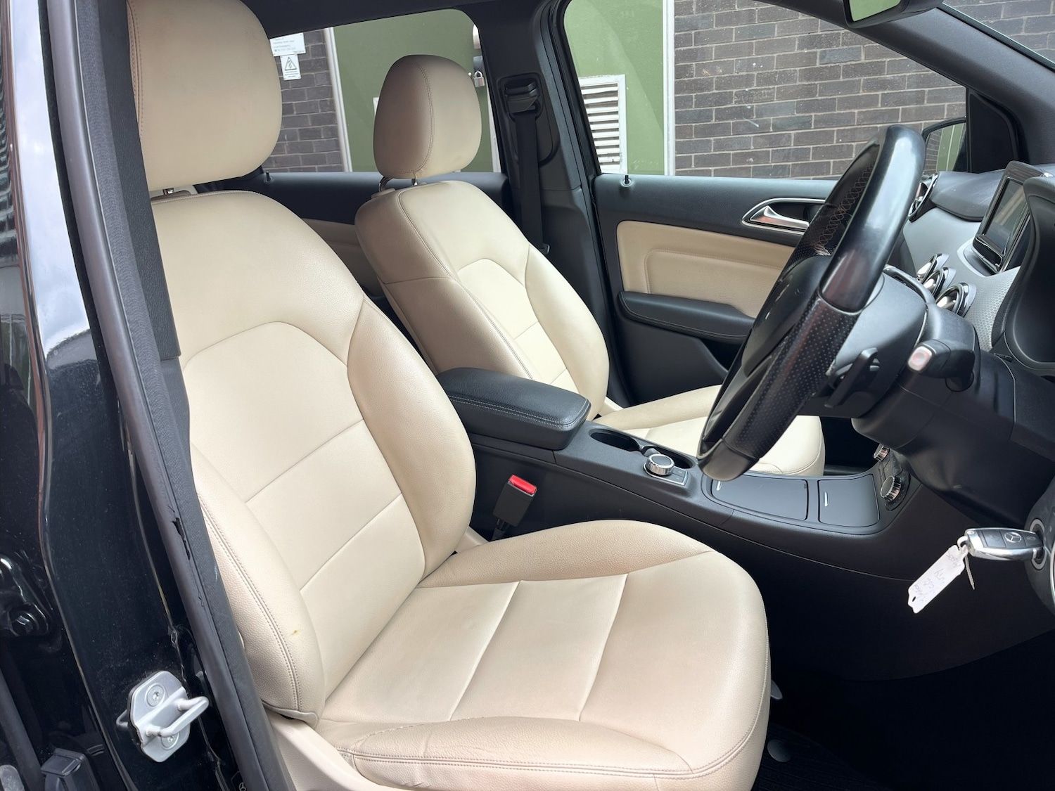 Used Mercedes-Benz B Class 2012 for sale - 76605848: Photo 24