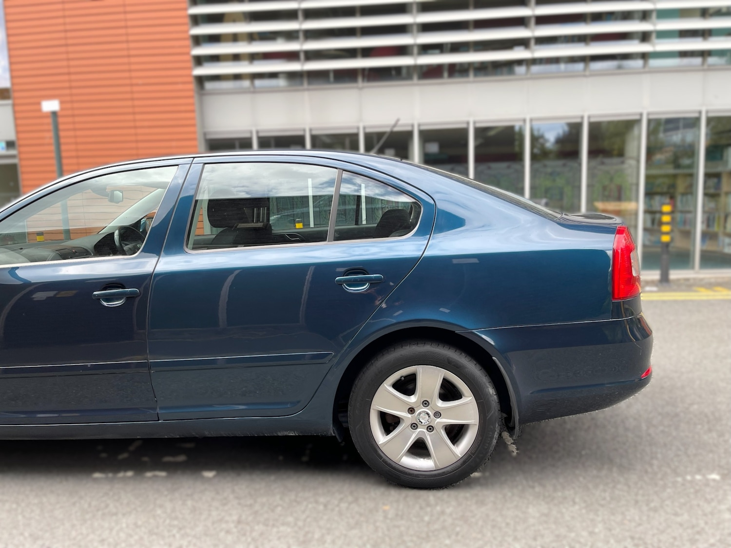 Vehicle 29