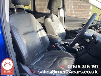 Used Ford Kuga 2015 for sale - 76605647: Photo