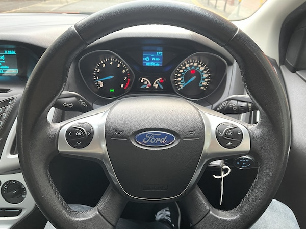 Used Ford Focus 2014 for sale - 76170840: Photo 13