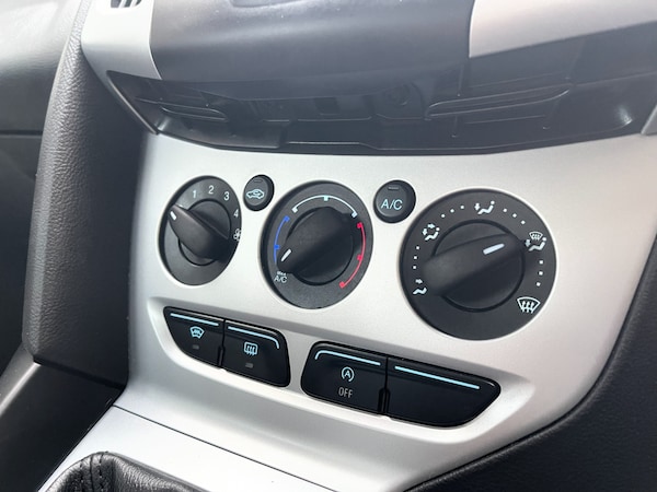 Used Ford Focus 2014 for sale - 76170840: Photo 17