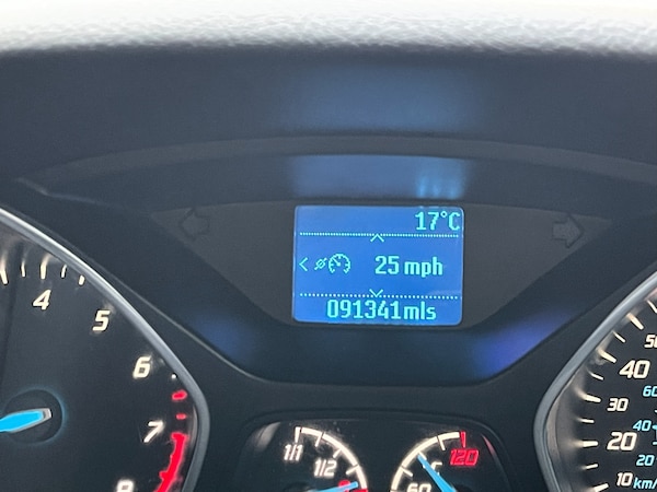 Used Ford Focus 2014 for sale - 76170840: Photo 23