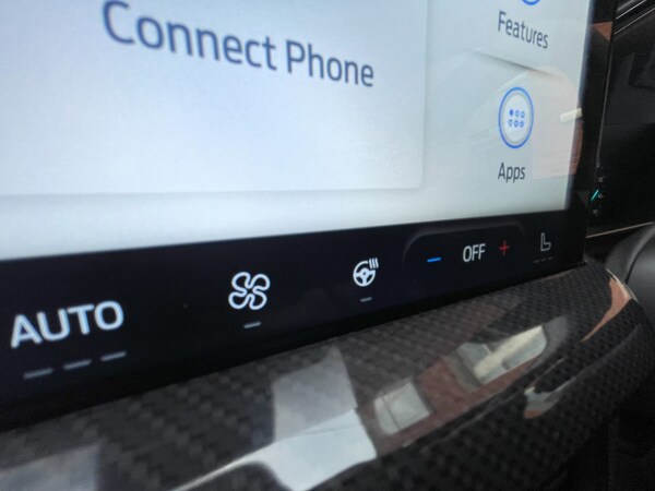 Used Ford Focus 2023 for sale - 74897052: Photo 19