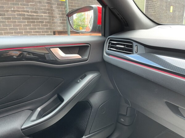 Used Ford Focus 2023 for sale - 74897052: Photo 20