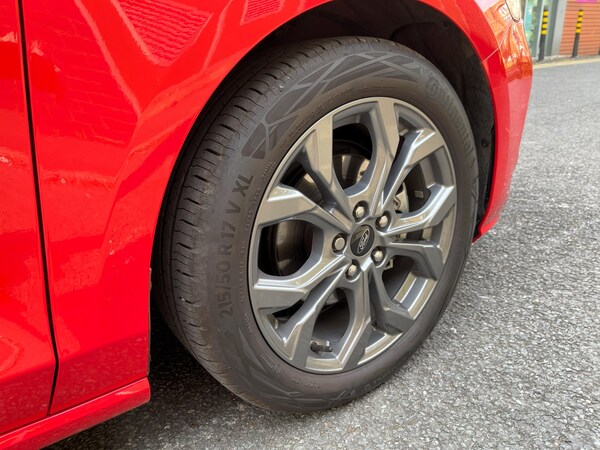 Used Ford Focus 2023 for sale - 74897052: Photo 30