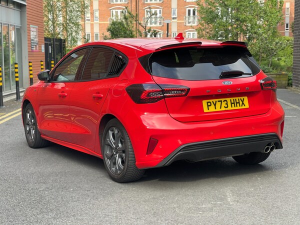 Used Ford Focus 2023 for sale - 74897052: Photo 4