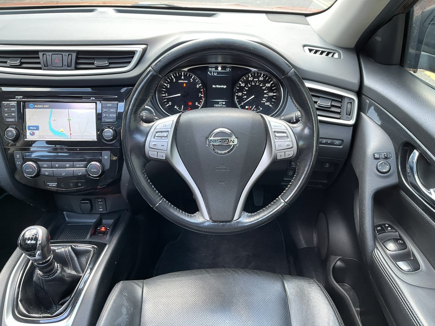 Used Nissan X-Trail 2015 for sale - 76605825: Photo 30