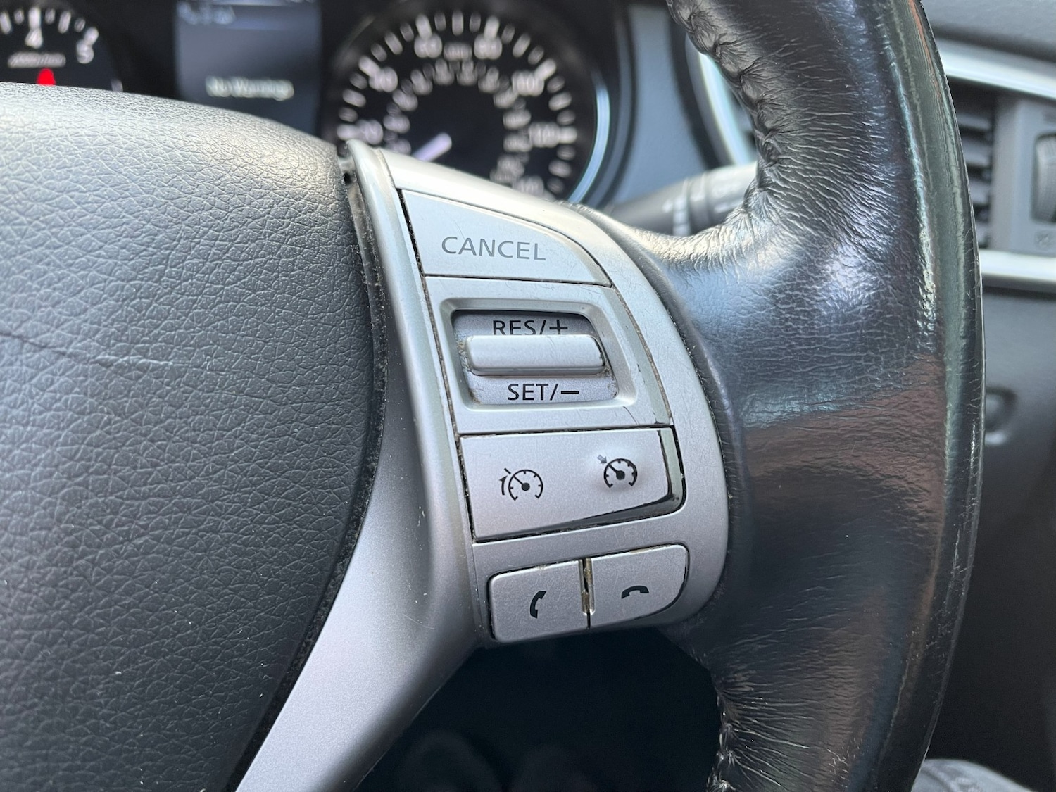 Used Nissan X-Trail 2015 for sale - 76605825: Photo 35