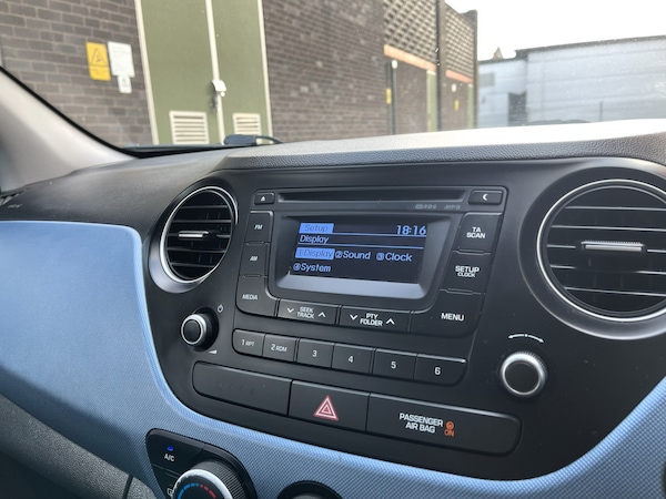 Used Hyundai i10 2016 for sale - 75412744: Photo 44
