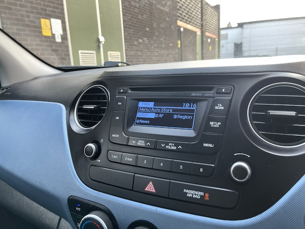 Used Hyundai i10 2016 for sale - 75412744: Photo 45