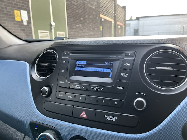 Used Hyundai i10 2016 for sale - 75412744: Photo 47
