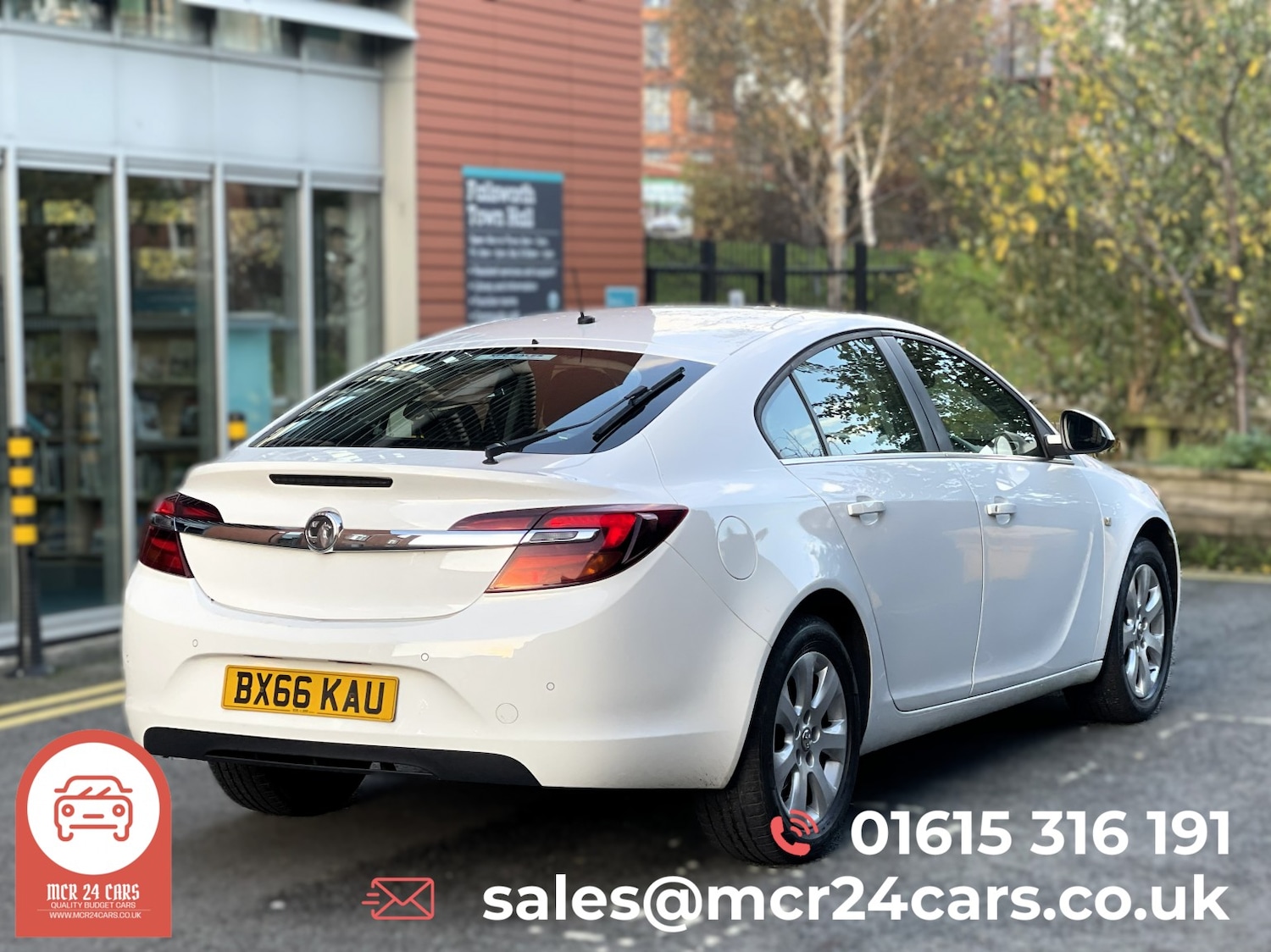 Used Vauxhall Insignia 2017 for sale - 76687234: Photo 2