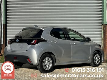 Used Toyota Yaris 2021 for sale - 79073532: Photo