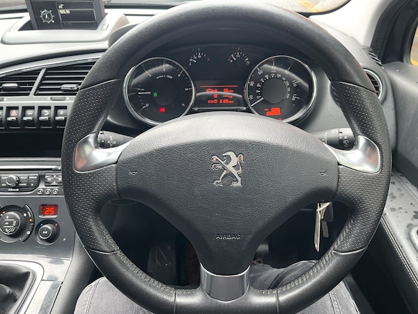 Used Peugeot 3008 2016 for sale - 76102823: Photo 14