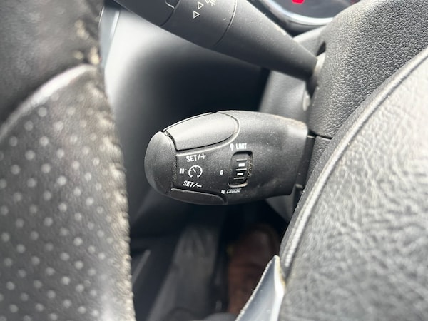 Used Peugeot 3008 2016 for sale - 76102823: Photo 15