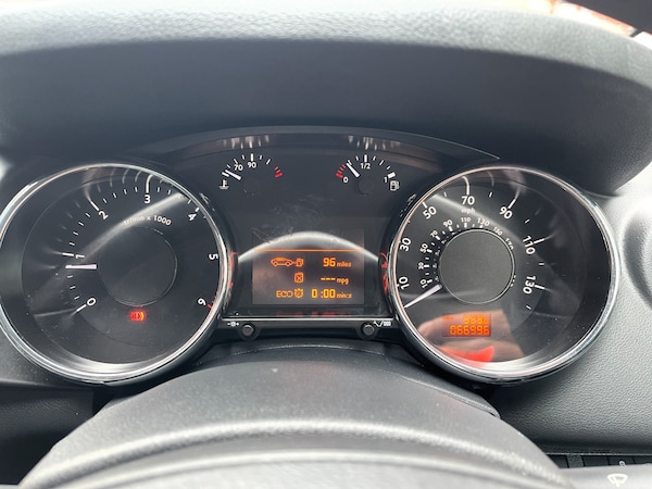 Used Peugeot 3008 2016 for sale - 76102823: Photo 17
