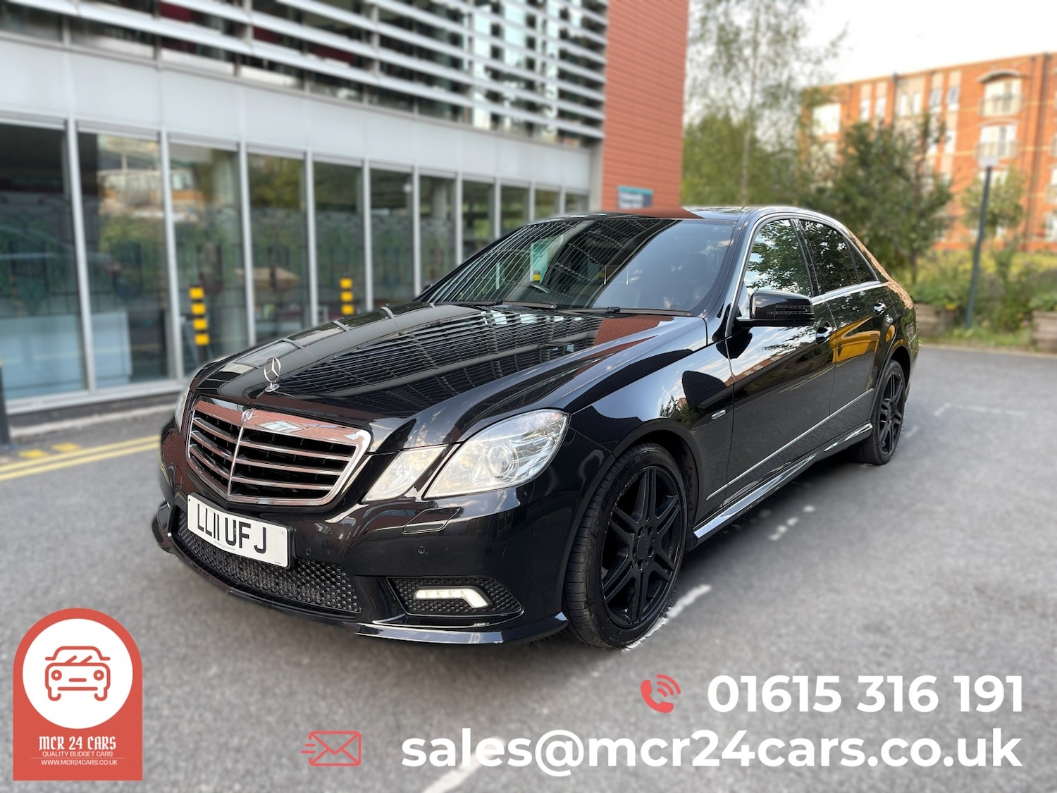 Used Mercedes-Benz E Class 2011 for sale - 76605925: Photo 12