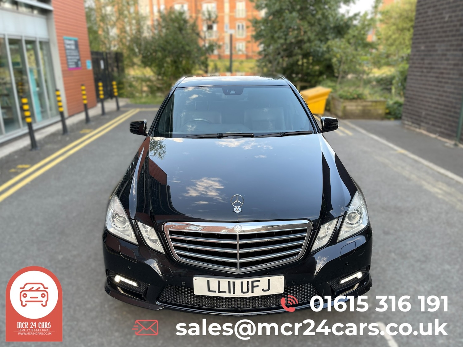 Used Mercedes-Benz E Class 2011 for sale - 76605925: Photo 16