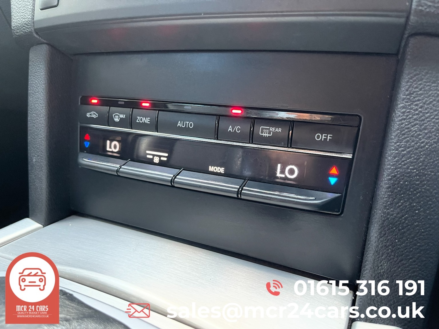 Used Mercedes-Benz E Class 2011 for sale - 76605925: Photo 45