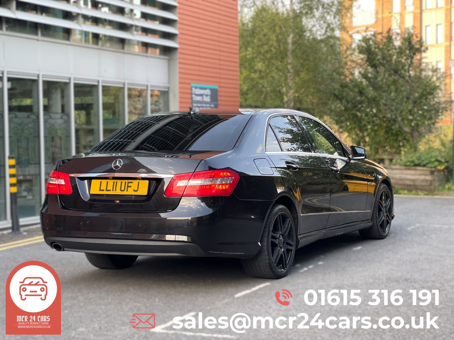 Used Mercedes-Benz E Class 2011 for sale - 76605925: Photo 5