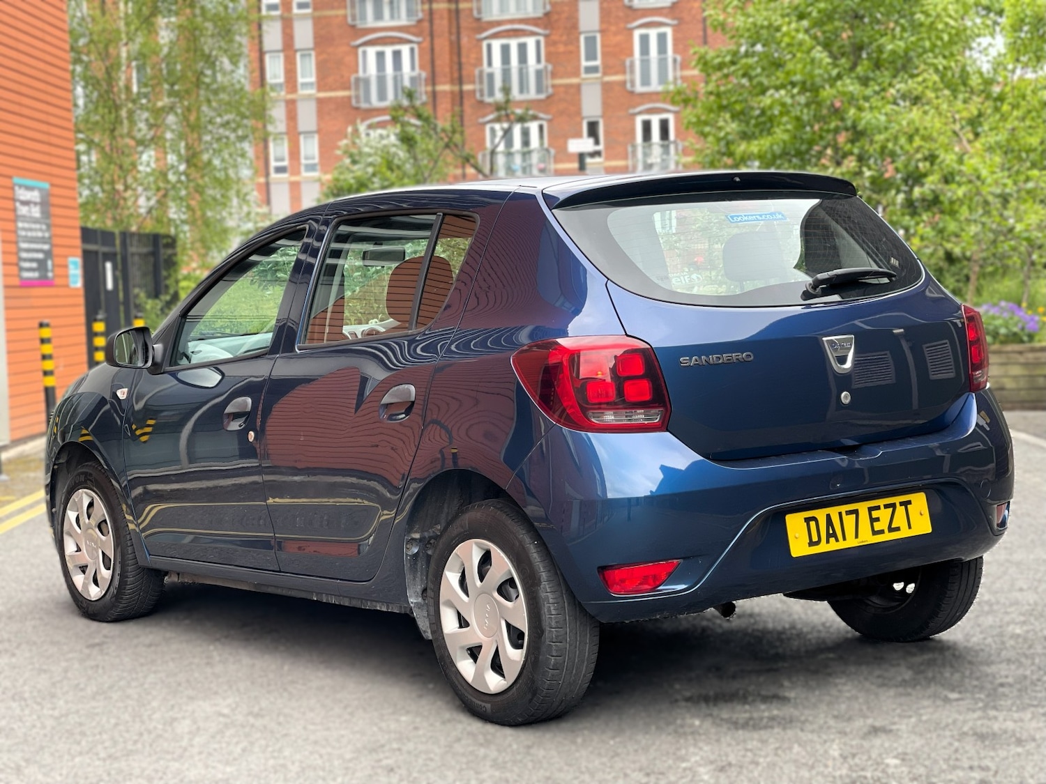 Used Dacia Sandero 2017 for sale - 76605631: Photo 2