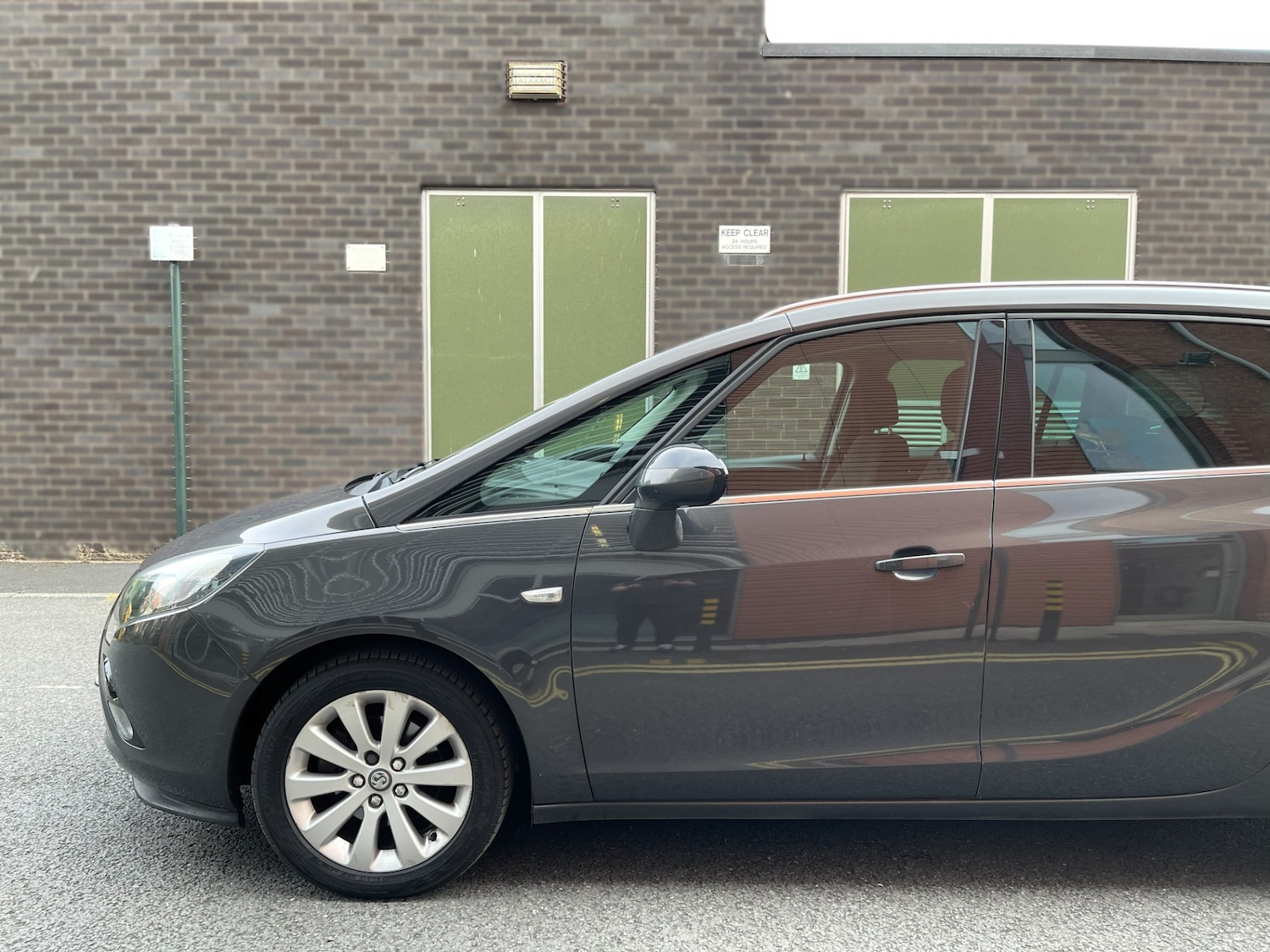 Vehicle 27