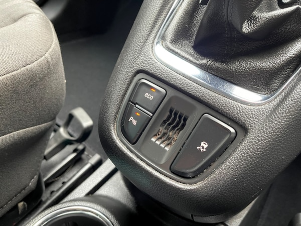 Used Vauxhall Zafira 2013 for sale - 74870829: Photo 42