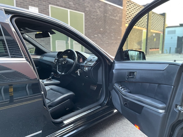 Used Mercedes-Benz E Class 2011 for sale - 75557290: Photo 12