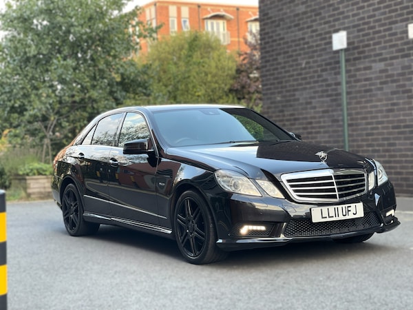Used Mercedes-Benz E Class 2011 for sale - 75557290: Photo 1