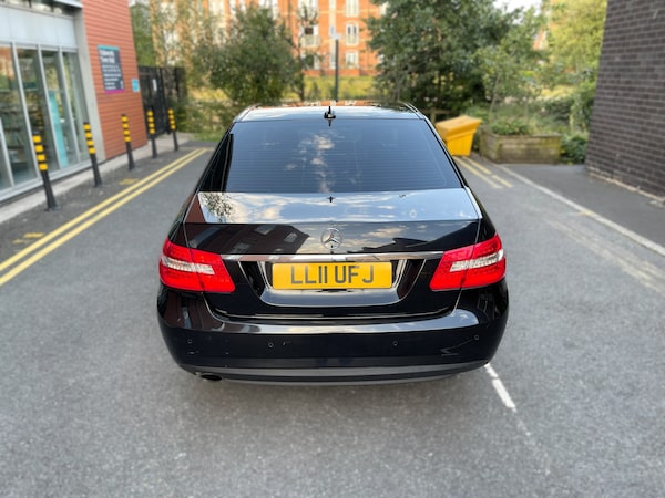 Used Mercedes-Benz E Class 2011 for sale - 75557290: Photo 32