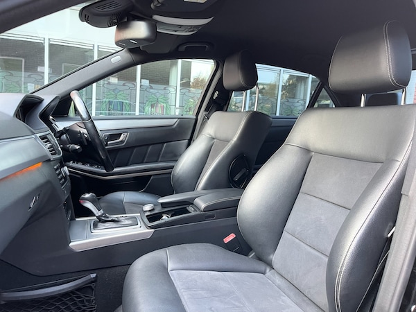 Used Mercedes-Benz E Class 2011 for sale - 75557290: Photo 43