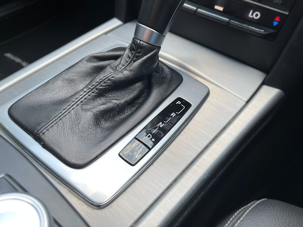 Used Mercedes-Benz E Class 2011 for sale - 75557290: Photo 50