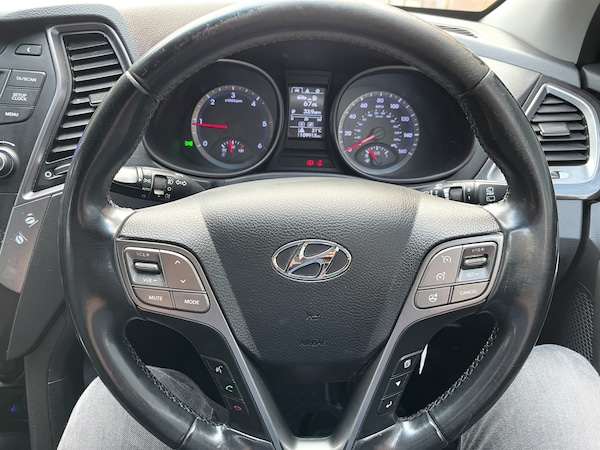 Used Hyundai Santa Fe 2013 for sale - 75381781: Photo 50