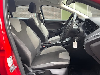 Used Ford Focus 2014 for sale - 76019413: Photo