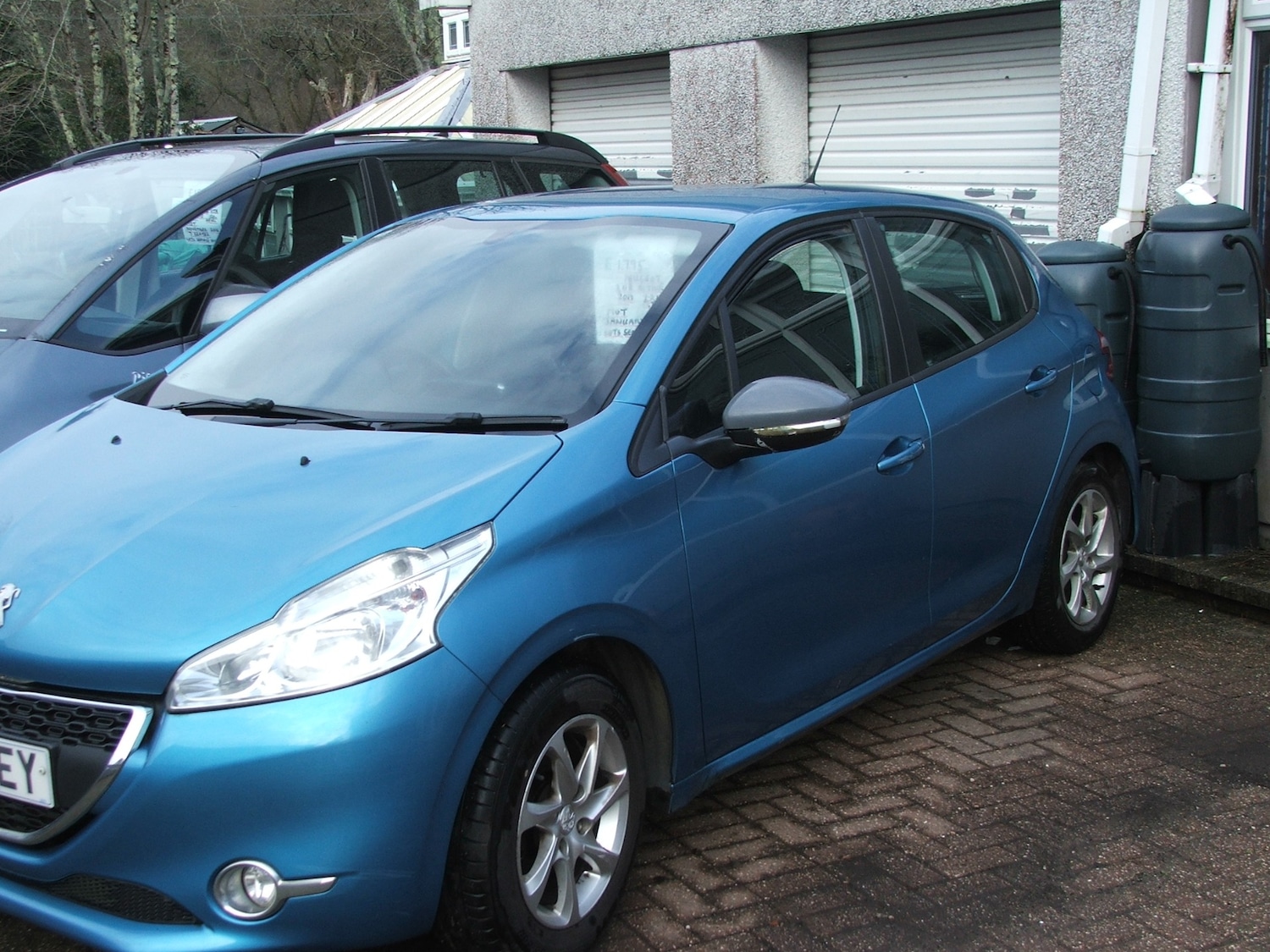 Used Peugeot 208 2013 for sale - 77391739: Photo 2