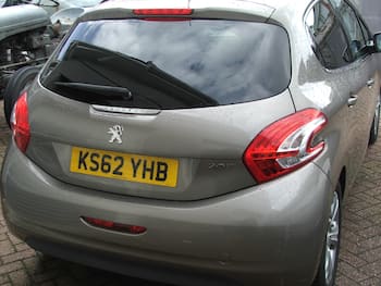 Used Peugeot 208 2013 for sale - 79879597: Photo