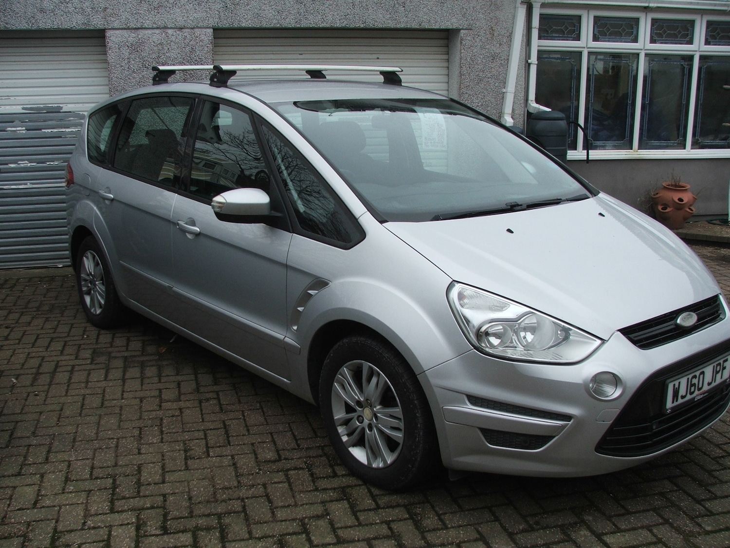 Used Ford S-Max 2010 for sale - 77579595: Photo 3