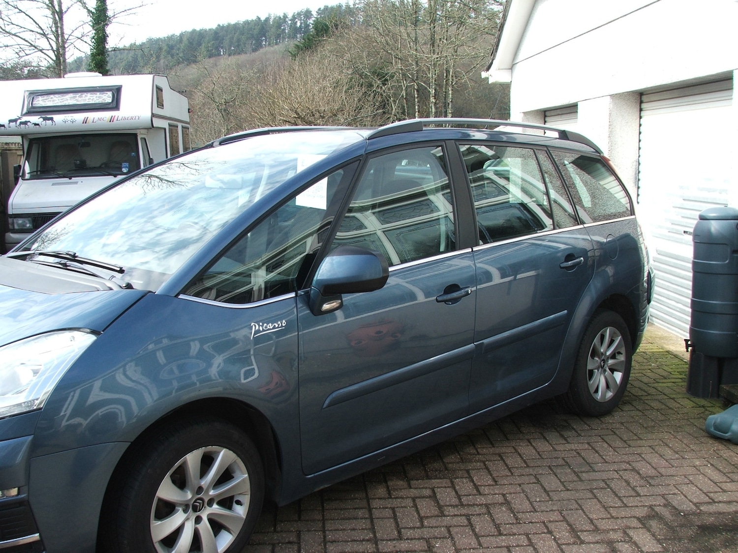 Used Citroen Grand C4 Picasso 2012 for sale - 77760690: Photo 2