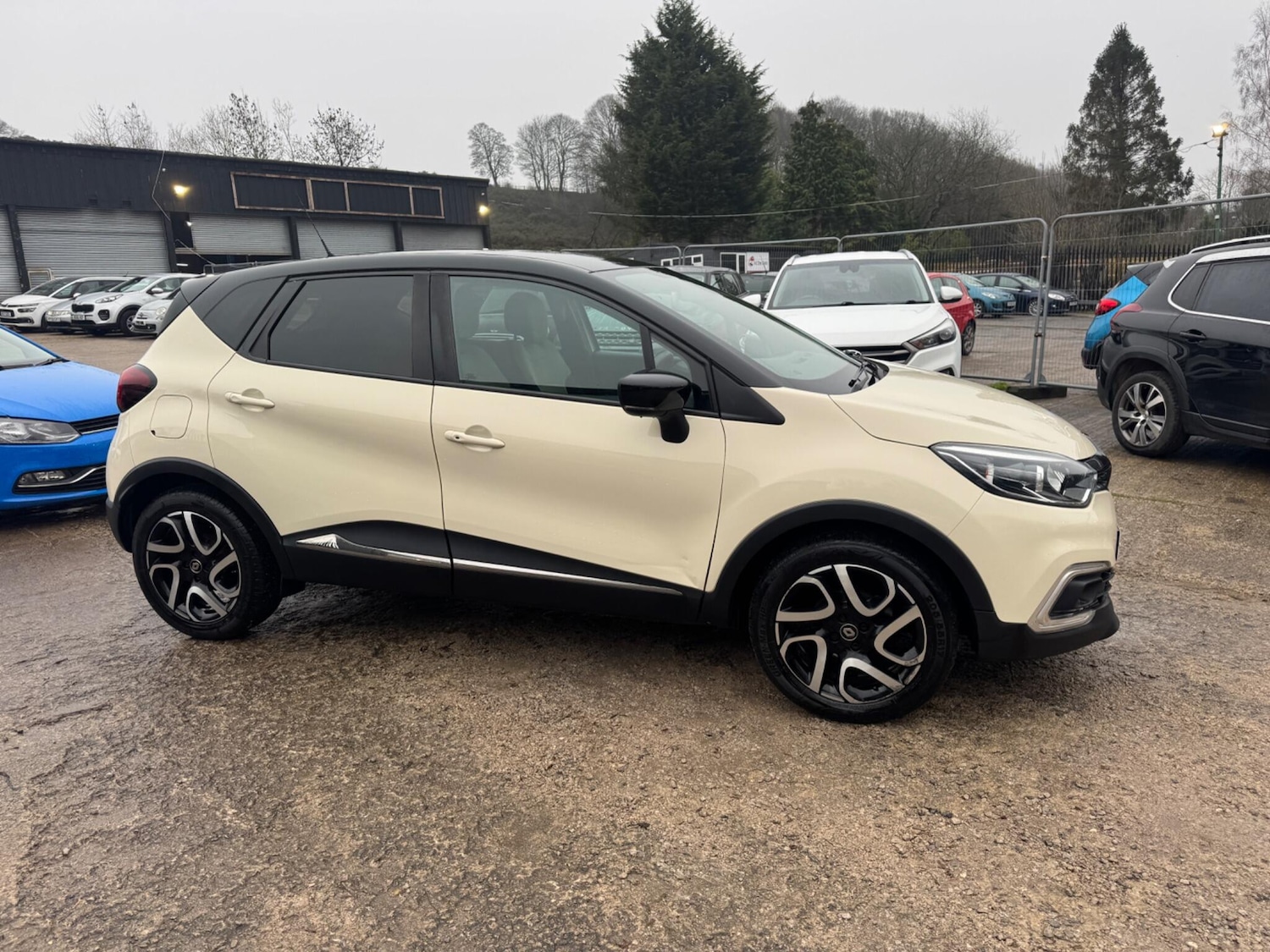 Used Renault Captur 2019 for sale - 78087086: Photo 6