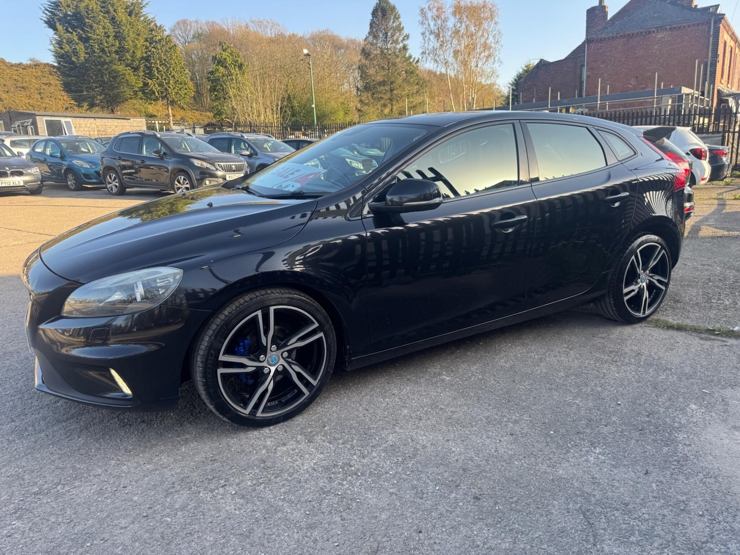 Used Volvo V40 2013 for sale - 78170271: Photo 11