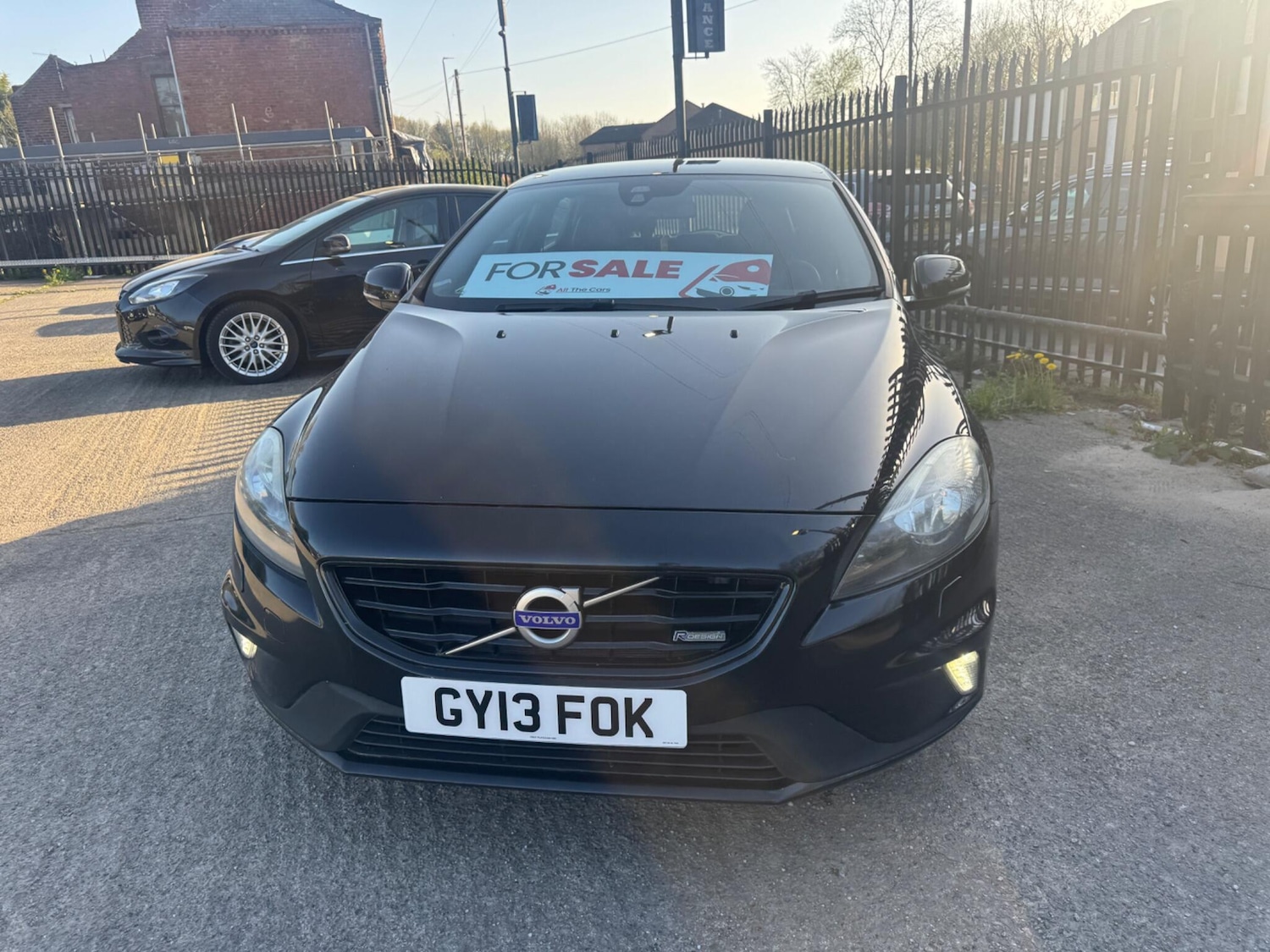 Used Volvo V40 2013 for sale - 78170271: Photo 13