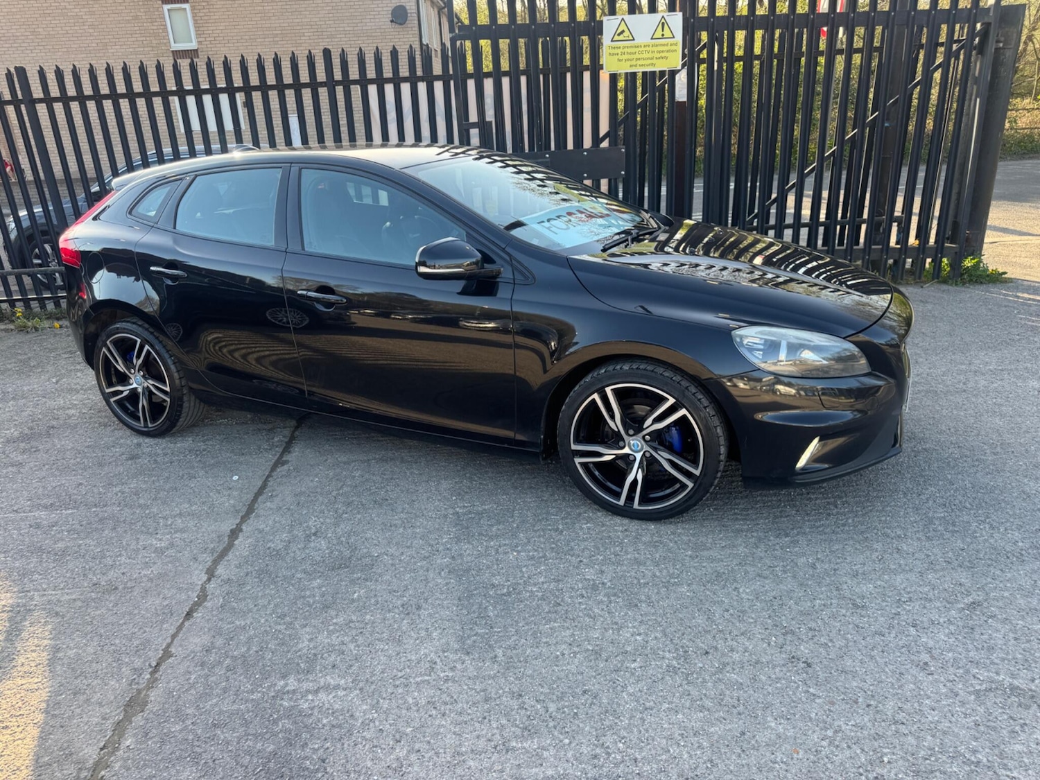 Used Volvo V40 2013 for sale - 78170271: Photo 3