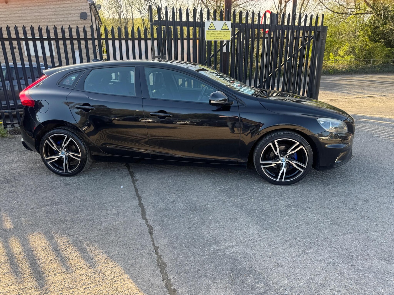 Used Volvo V40 2013 for sale - 78170271: Photo 4