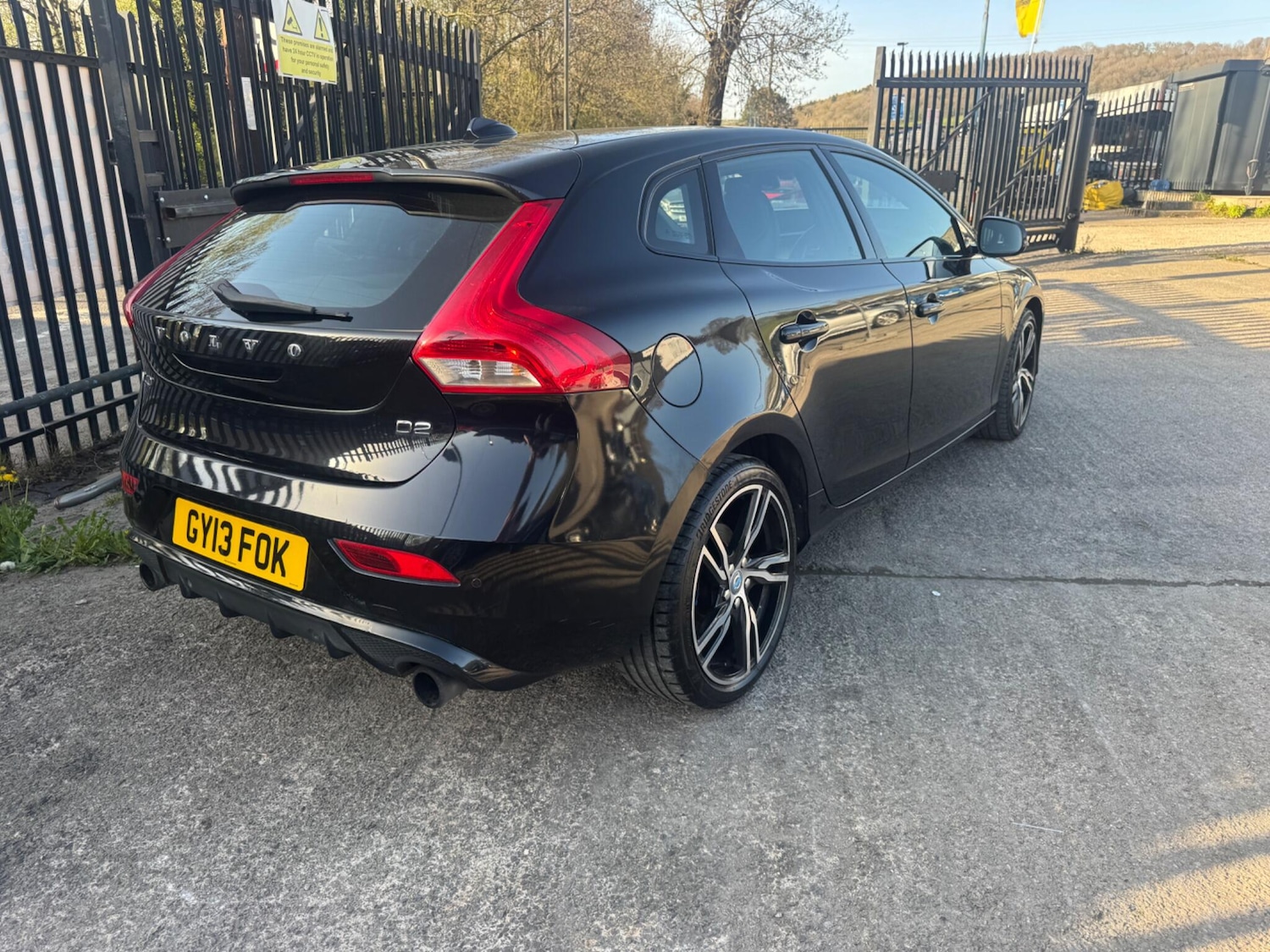 Used Volvo V40 2013 for sale - 78170271: Photo 6