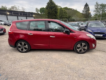 Used Renault Grand Scenic 2011 for sale - 78539442: Photo