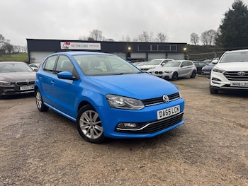 Used Volkswagen Polo 2015 for sale - 78073987: Photo