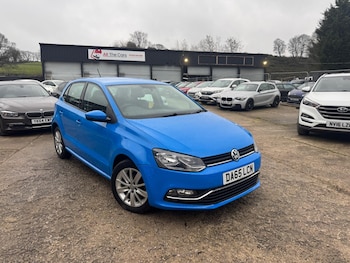 Used Volkswagen Polo 2015 for sale - 78073987: Photo