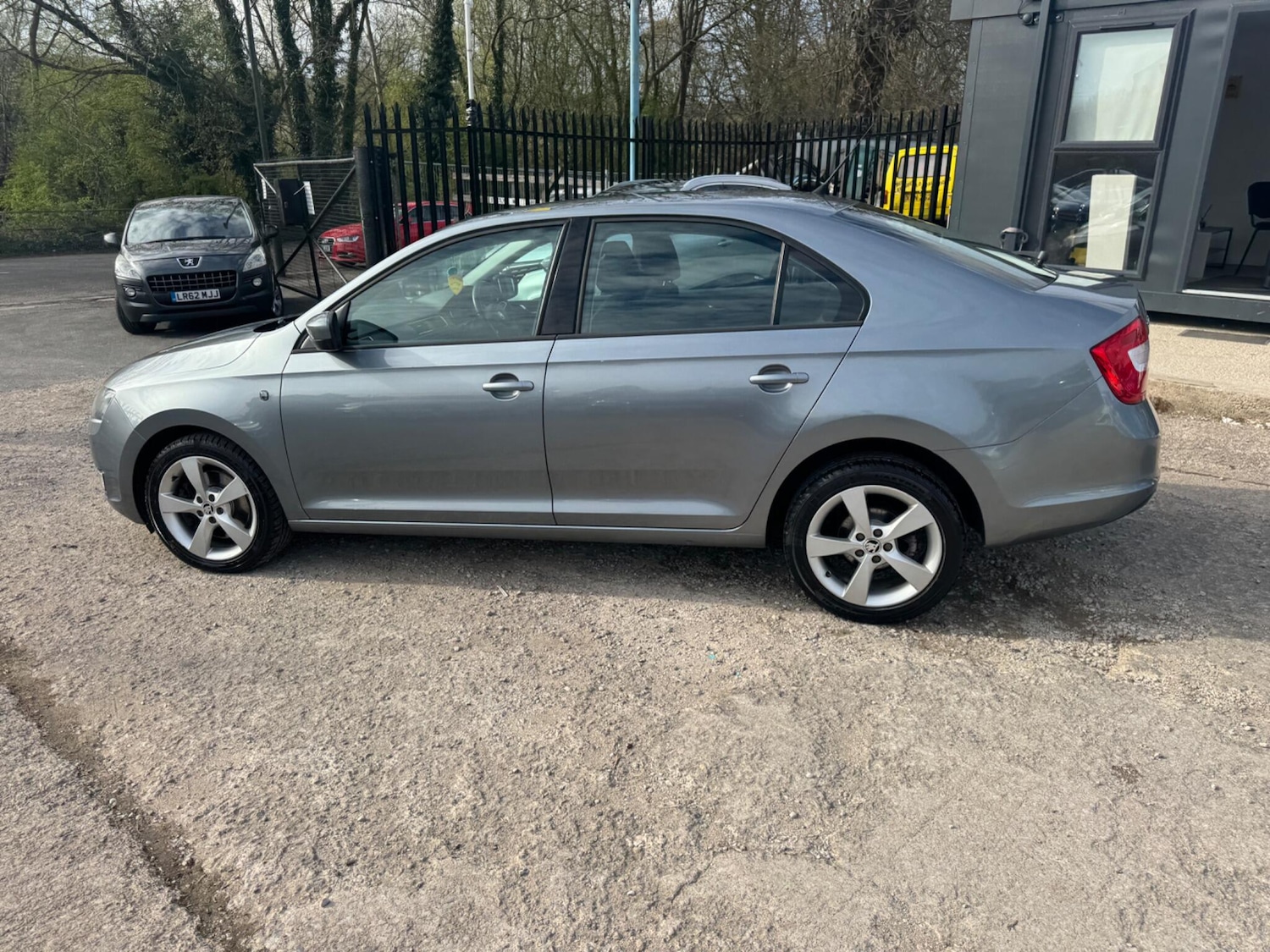 Used Skoda Rapid 2014 for sale - 78205410: Photo 12